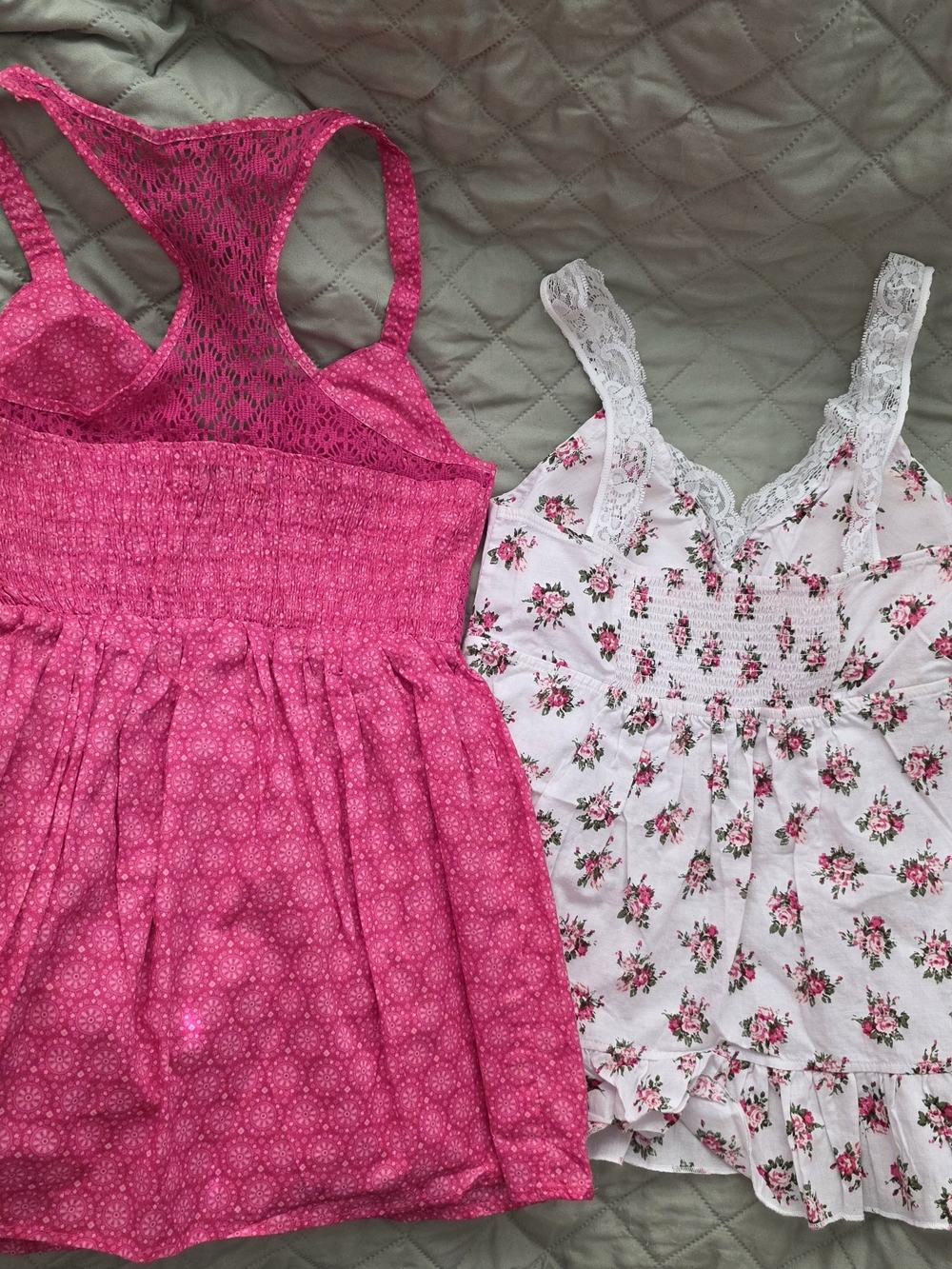 NEW-Lei Small Women's Floral White Lace Trim Camisole & Hot Pink Lace-Back Tank - Picture 2 of 6